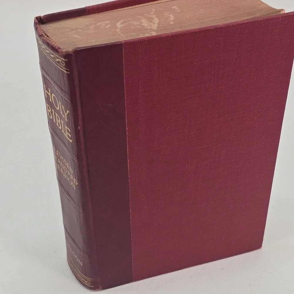 Holy Bible‎ RSV Revised Standard Version Red Hardcover Nelson 1952 Vintage